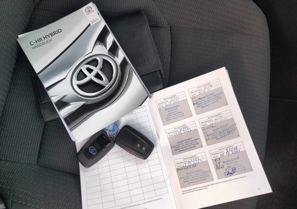 Toyota C-HR cena 83900 przebieg: 88000, rok produkcji 2019 z Kielce małe 529